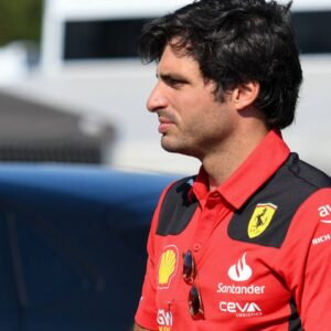 F1 Veteran Gives $10,000,000 Solution to Carlos Sainz to Defeat Sergio Perez