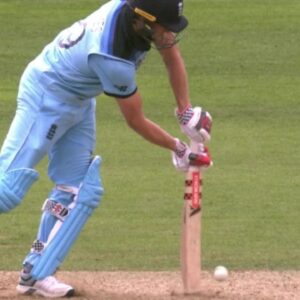 What Is A Bump Ball In Cricket?