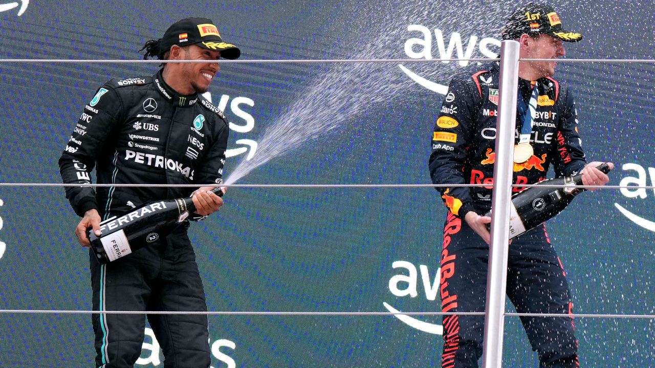 "I Think Max Verstappen's Team Is Already Working": Lewis Hamilton Demands His Team to Slightly Deviate to 2024's Work Amidst Current Rise