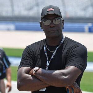 Michael Jordan flexes ‘304 diamonds laden’ $1,600,000 Watch on extravagant European Yacht Vacation With Wife Yvette Prieto