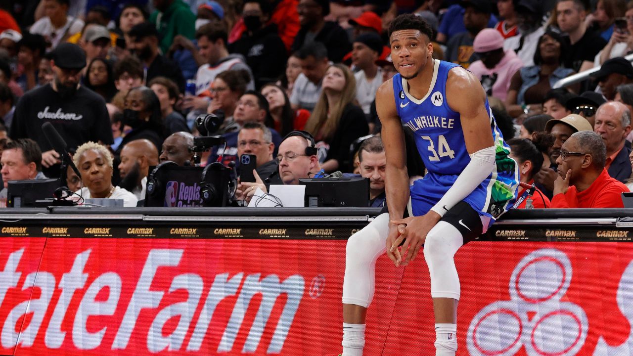 Following in Mark Zuckerberg's Footsteps, Giannis Antetokounmpo Trolls Elon Musk's $44,000,000,000 Spend