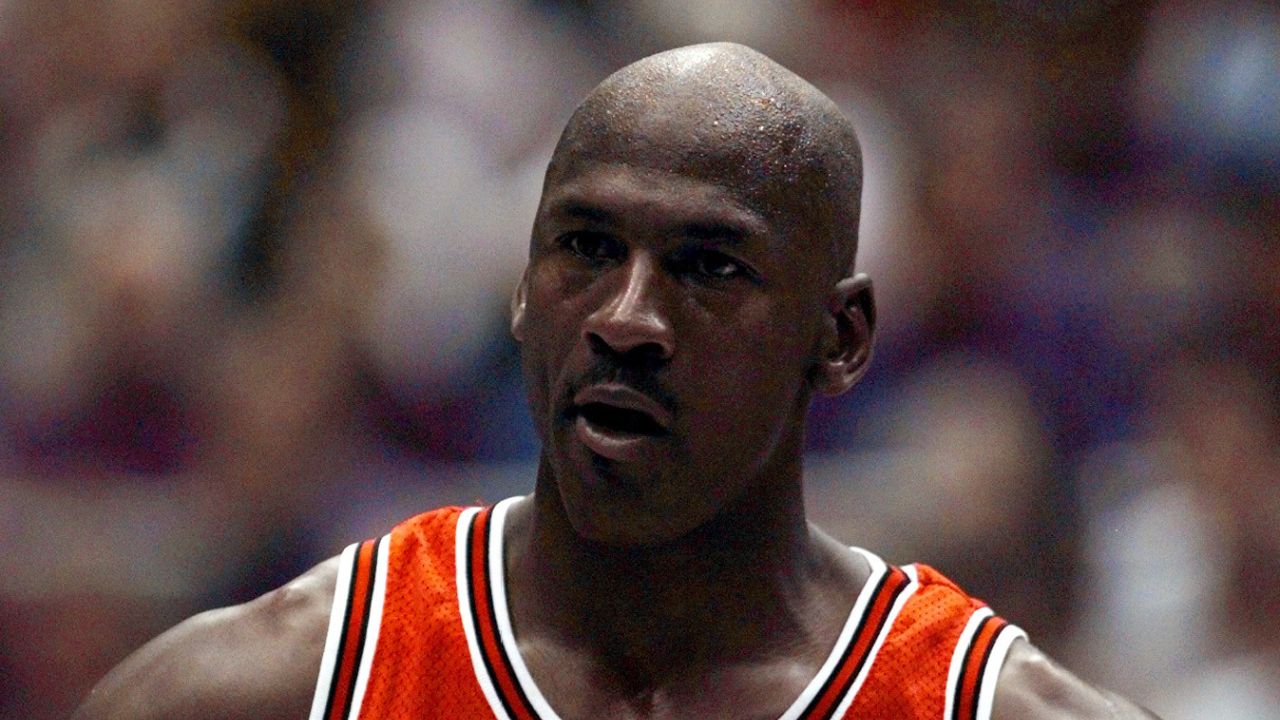 "He's Making $5,000,000 But Has To Pay Me For Sneakers": Michael Jordan's Jealousy For Being Underpaid In The 90s Came To A Boil