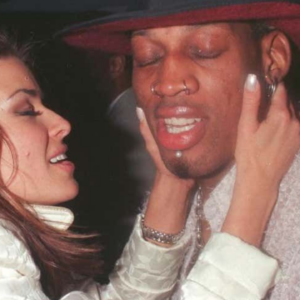 "You Have To Get Your Sh*t Back": Spending $250,000, Dennis Rodman Had A Panic Attack Following Carmen Electra's Shopping Spree In 1998