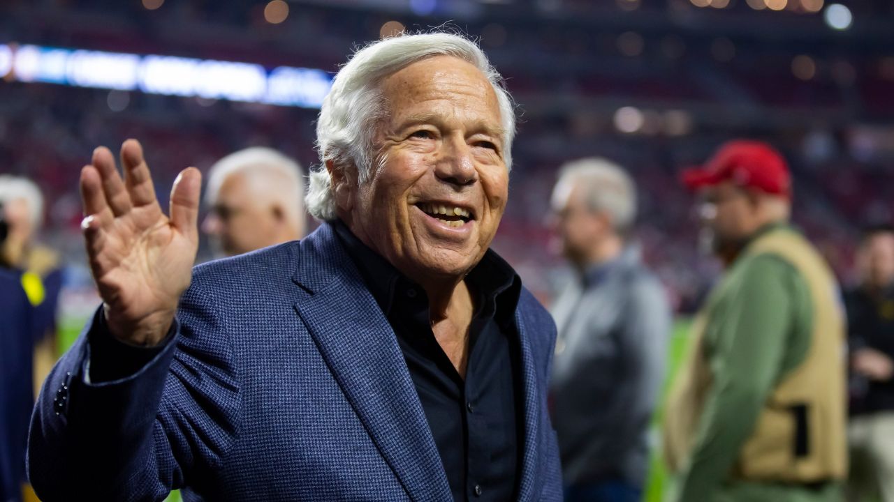 $10,500,000,000 Worth Robert Kraft Set To Dish Out $250,000,000 More On Gillette Stadium Ahead of 2023 Season
