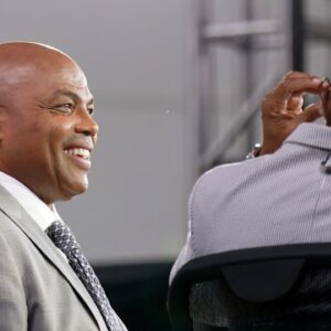 22 Years Before Signing 'Massive' $200,000,000 Deal, Charles Barkley Told Ernie Johnson He’d Leave TNT in ‘2–3 Years’