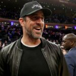 Random Londoners Guess Aaron Rodgers to Be an “Investment Banker” Before the Vikings Matchup