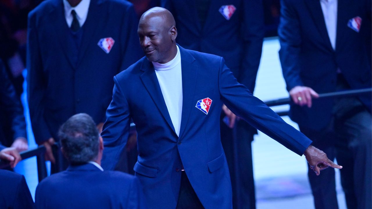 57 Year Old Michael Jordan Dunked On Children 10 Years After $600,000,000 Worth Jay Leno’s Disrespectful Question