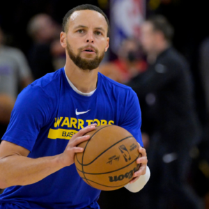 After Making NBA Player Throw Up in 5 Minutes, Draymond Green Claims Stephen Curry Dumbs Down His Workout Down: “He Does It Often”