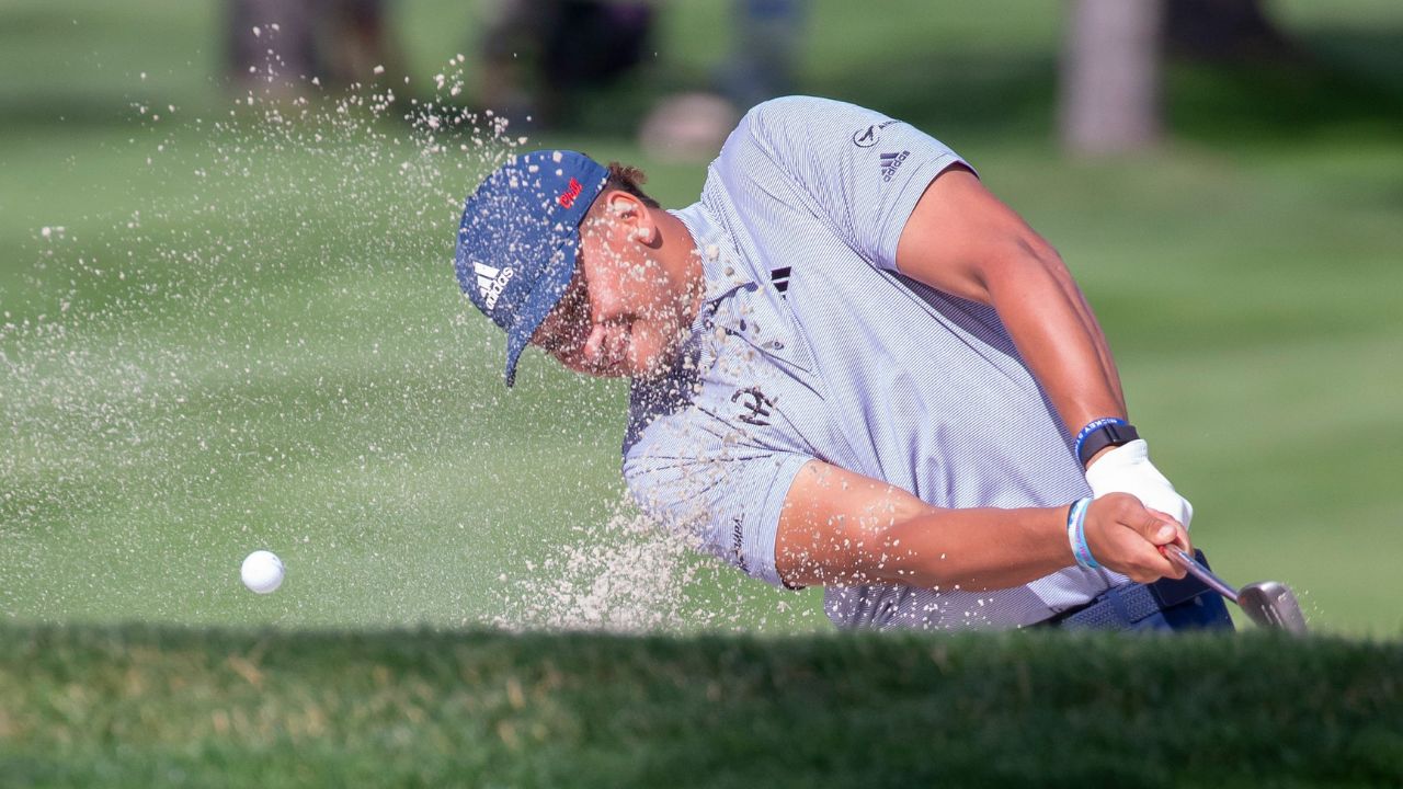 "We Don't Owe You an Autograph": Patrick Mahomes' "Can't Sign for Everyone" Video Gets Support from De'Vondre Campbell