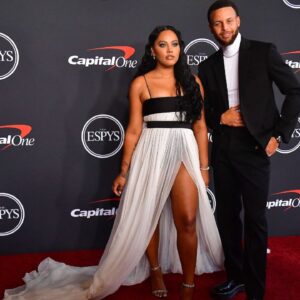 “Do You Feel Pressure In Your Marriage?”: Prior To Ayesha Curry Getting Lambasted By NBA Twitter, Stephen Curry Broke Down His 'Couple Goals' Perception To Draymond Green