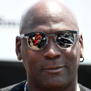 10 Years After Cashing McDonald's $800,000 Check, Michael Jordan 'Spat' On His Flu Game Pizza For a Petty Reason: "Don't Touch This"