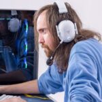 Asmongold states no one should be banned