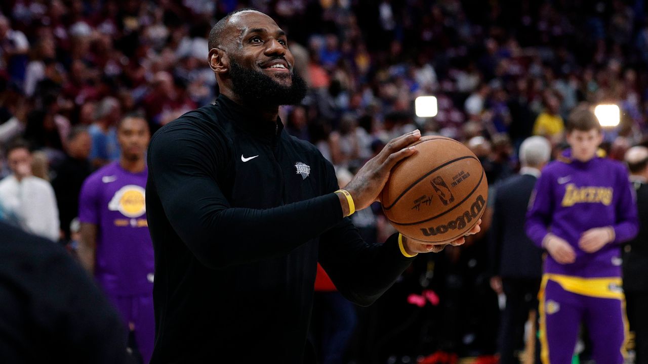 Despite LeBron James Celebrating $191,000,000 Moves with Lobos, ESPN Analyst ‘Disregards’ Lakers Offseason Roster Changes