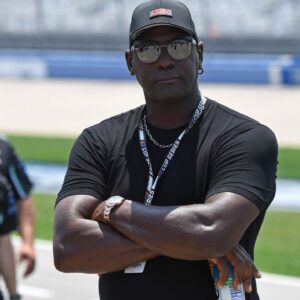 Afraid Of 'Serial Gambler' Michael Jordan, Bulls Rookies Never Asked For $100 After Beating Him At Pool In The 90s