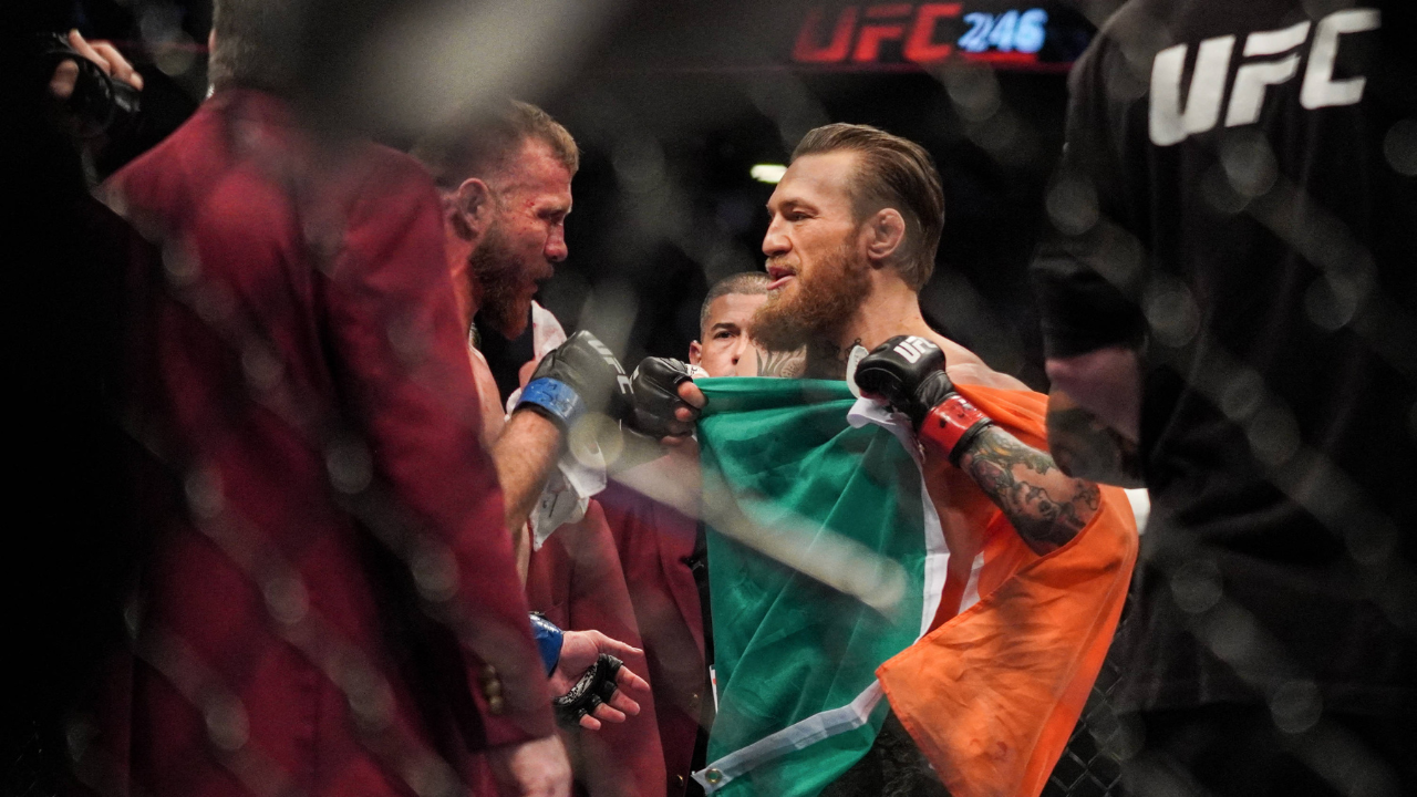 Conor McGregor Called to Arms As Massive Responsibility of Irish Dreams Thumped on His Shoulders