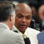 "You Ain't Worth A Dime": Pulling In $2,420,000 In 1993, Charles Barkley Told A Sixers Player Why He Was Better Than Him