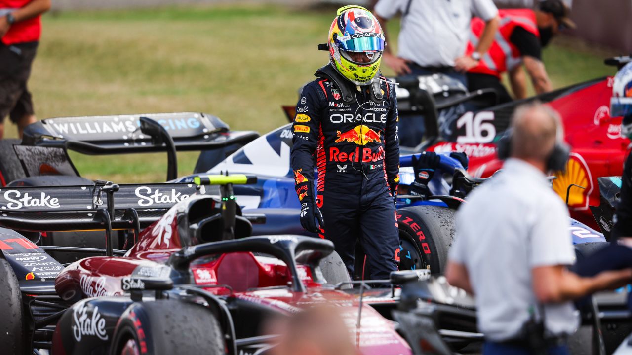 “Even if It’s God”: Sergio Perez Warned of Nightmare Future as Superior Max Verstappen No Excuse for Slacking Off