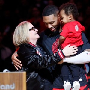 After Campaigning For Jody Allen's $2.1 Billion Blazers Sale, Damian Lillard Backtracks: “She's Been Very Solid To Me And My Family”