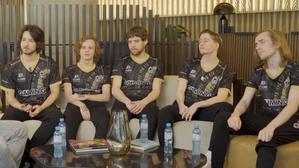 The whole Gaimin Gladiators team interviewing during Dota 2 Lima Major 2023