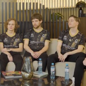 The whole Gaimin Gladiators team interviewing during Dota 2 Lima Major 2023