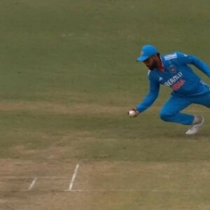 Virat Kohli Catch Today: King Kohli Grabs One-Handed Blinder At 2nd Slip To Dismiss Romario Shepherd