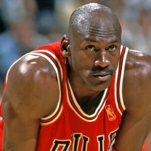 Chicago Bulls Slyly Weaponized $25,000,000 Check to Put an End to Michael Jordan's Exclusive 'Love For the Game' Clause in 1988