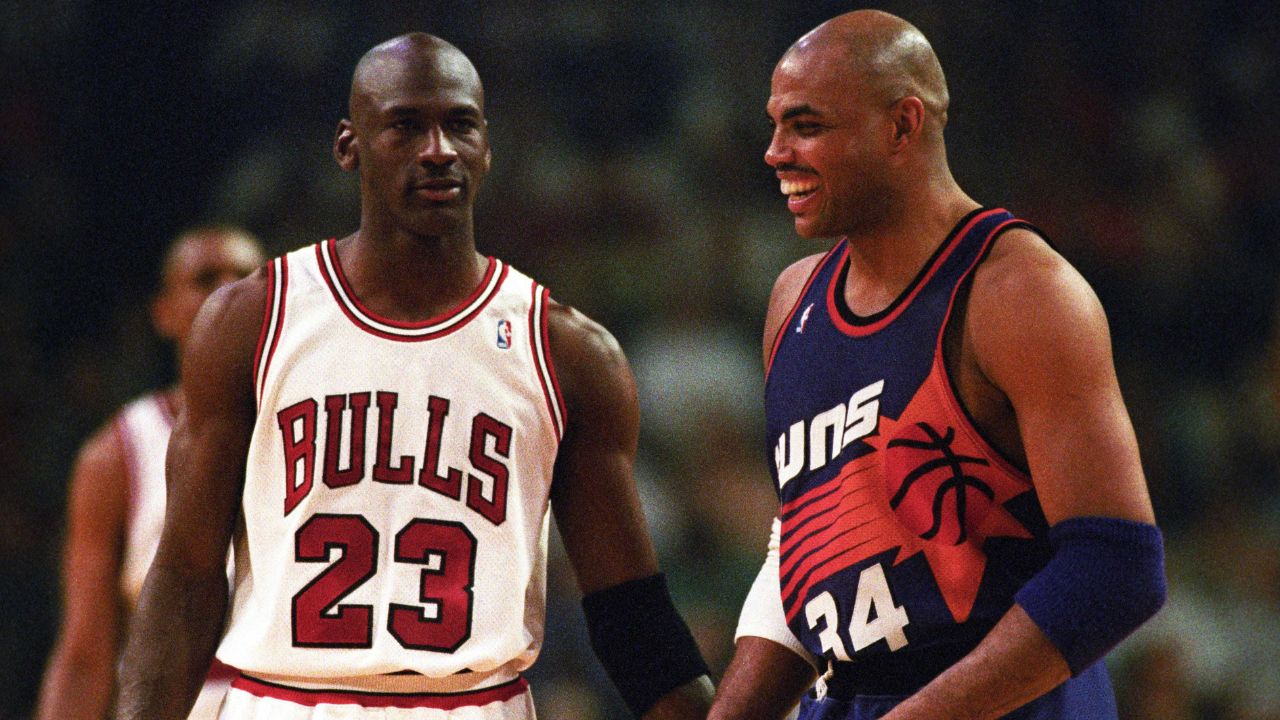 Denying Michael Jordan Bribed Him With $20,000 Earrings, Charles Barkley Claimed MJ Would Be Better Than Only 1 Person At Golf In 1993
