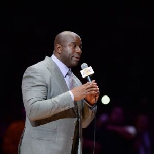 Having Netted a 220 Percent Profit From Team Liquid, Magic Johnson Celebrates Its League of Legends Squad Qualifying for Worlds 2023