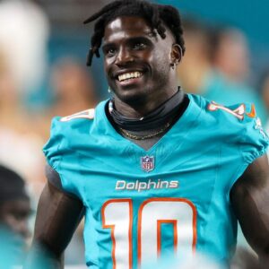 Miami Teacher Uses Tyreek Hill's Astounding Stats to Enhance Her Students' Math Skills; "Math is Totally Mathing"