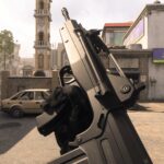 An image of a soldier holding the FR Avancer in First Person