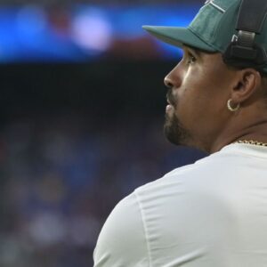 Soon After Signing $6,000,000 Rookie Deal, Jalen Hurts Graciously Helped a Cancer Survivor's Family With a $30,000 Cheque