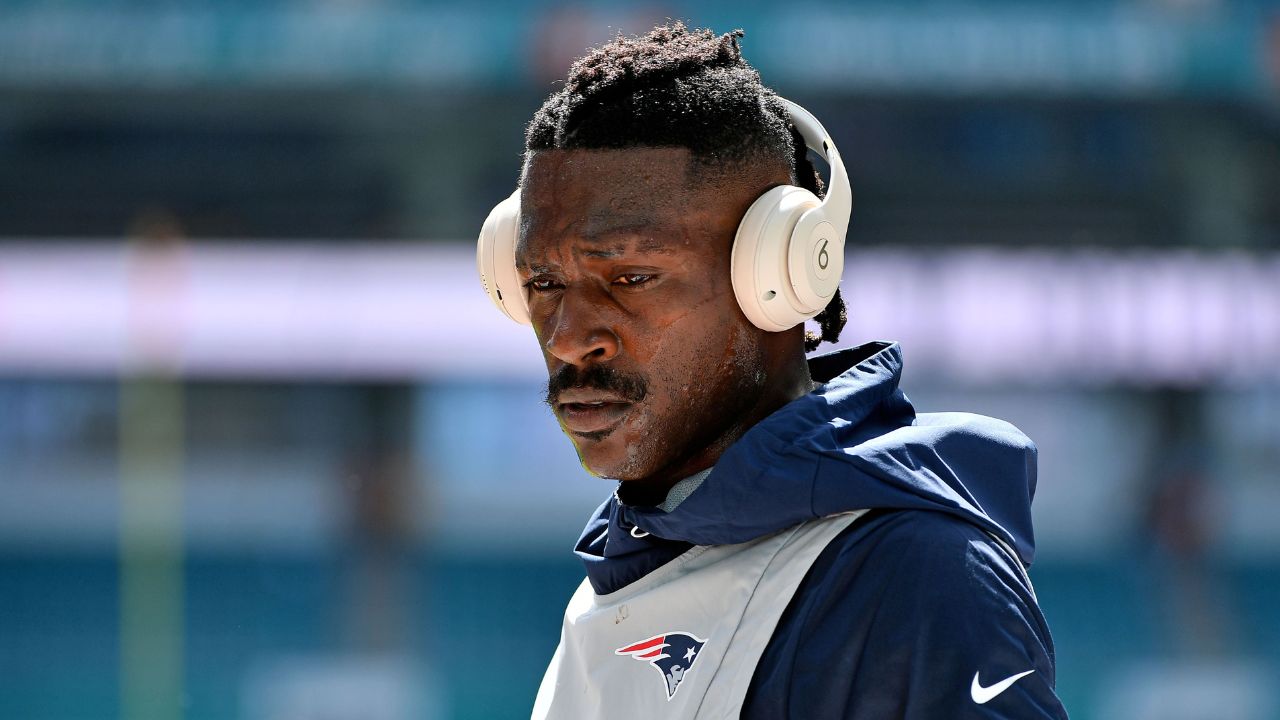 Antonio Brown Claims “I Am Not Broke, but I Am Fractured” in Response to Bankruptcy Reports
