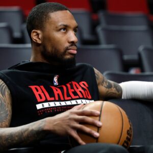 “Just Dumb”: Wanting out From A $2.1 Billion Team, Damian Lillard Calls Out NBA Fan For Claiming Franchises Shouldn't Be Indebted To Player Requests