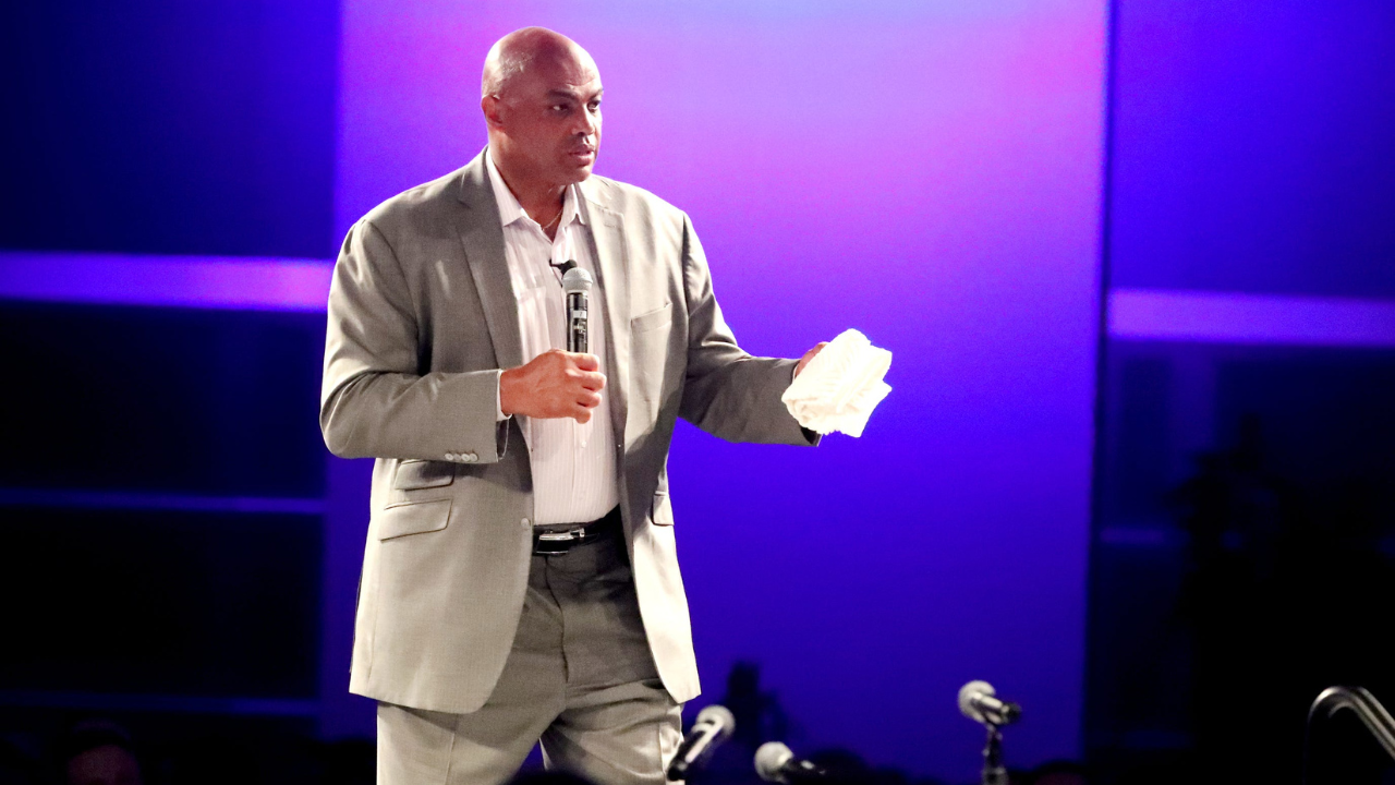 "Charles Barkley Believed He Could Fly": After Jumping Off a Building, $60,000,000 Worth Legend Shrugged Off Near Death Experience as Boredom