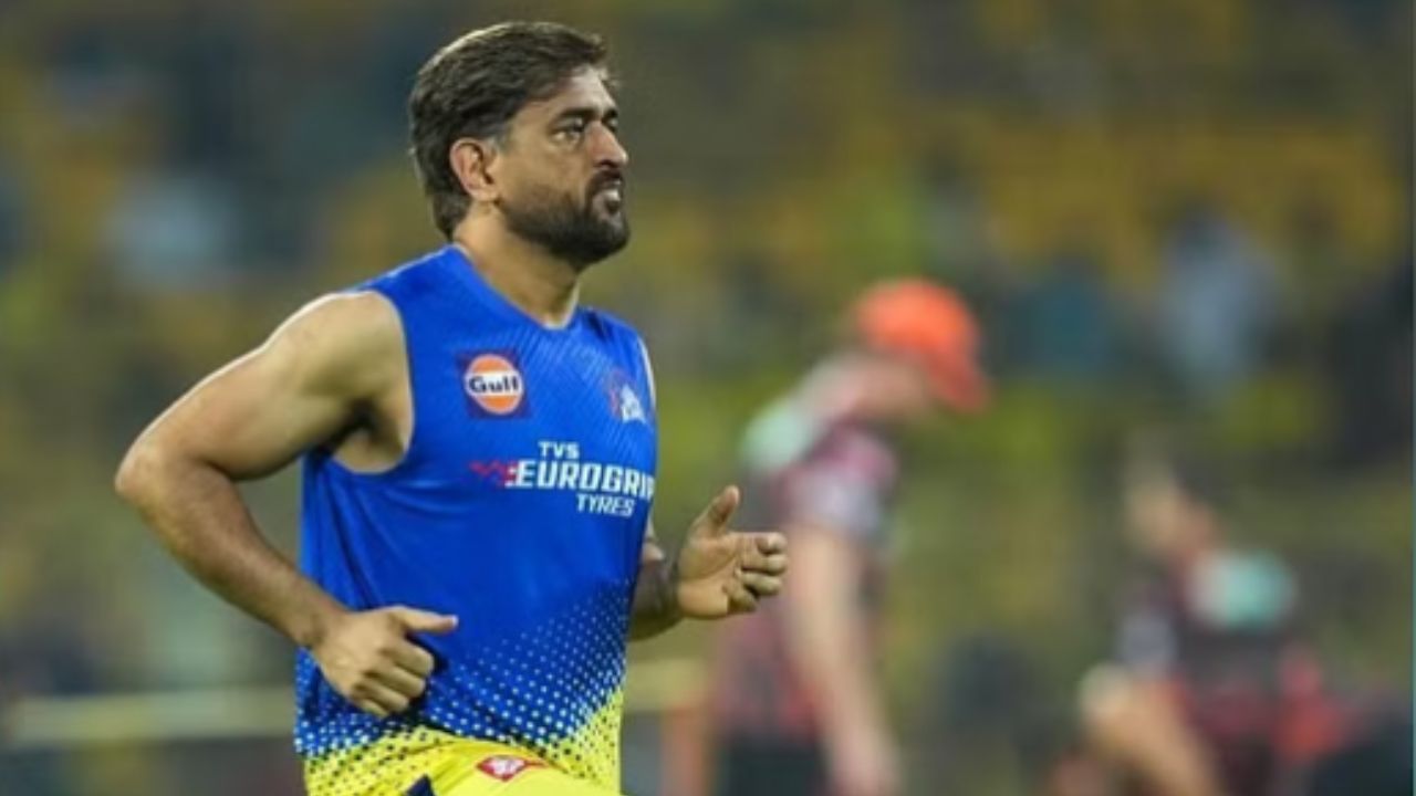 10 Years After Shaving His Head Overnight Post Winning 2011 World Cup, MS Dhoni Spent INR 20,000 On Haircut