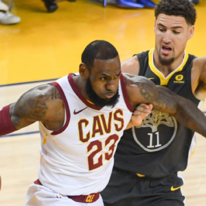 “LeBron James Is Still Here, It’s Crazy!”: Klay Thompson Expresses Disbelief About Lakers Star’s Longevity After 2023 Playoffs Defeat