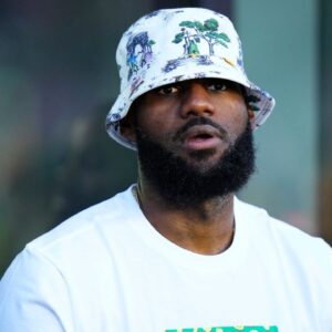 After Their Political Feud, UFC Star Once Vowed to Beat 6′9″ LeBron James Under ‘10 Seconds’: “If That Coward Had…”