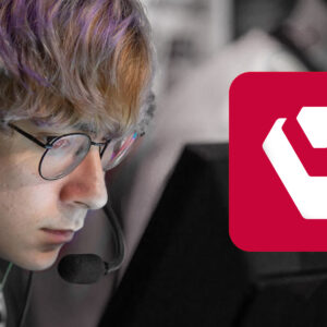 An iamge showing Tenz who plays Valorant under Sentinels with their logo