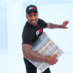 3 Years After Retirement, $16,000,000 Worth Vernon Davis Launches AI-Powered Sports Prediction Platform Smart Picks, With Entrepreneurial & Hollywood A-Listers