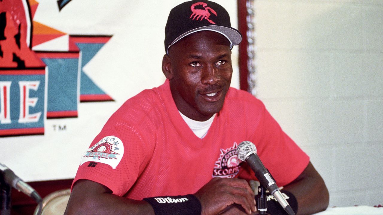 "Struggle Very Publicly with Cocaine": Months Before Drafting Michael Jordan, Chicago Bulls Were Awfully Close to Insolvency