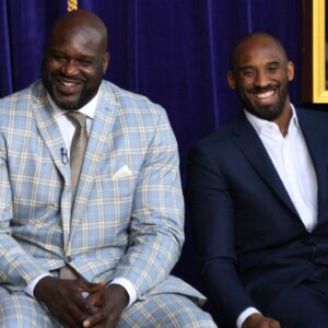 Enamored By 17 Y/o Kobe Bryant, Jerry West Sold Shaquille O'Neal On His $121,000,000 Deal By Promising Him Titles With The 6'6 Guard