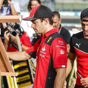 After Brilliant Camaraderie in Singapore, Carlos Sainz Chooses to Take "the Other Side" Over Latest Rift With Charles Leclerc