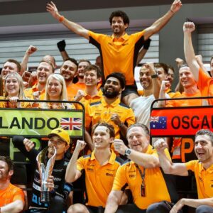 “Watch Out For Them In Japan”: After First Defeat in Singapore, Max Verstappen Receives McLaren Warning as Woking Sends New Upgrades