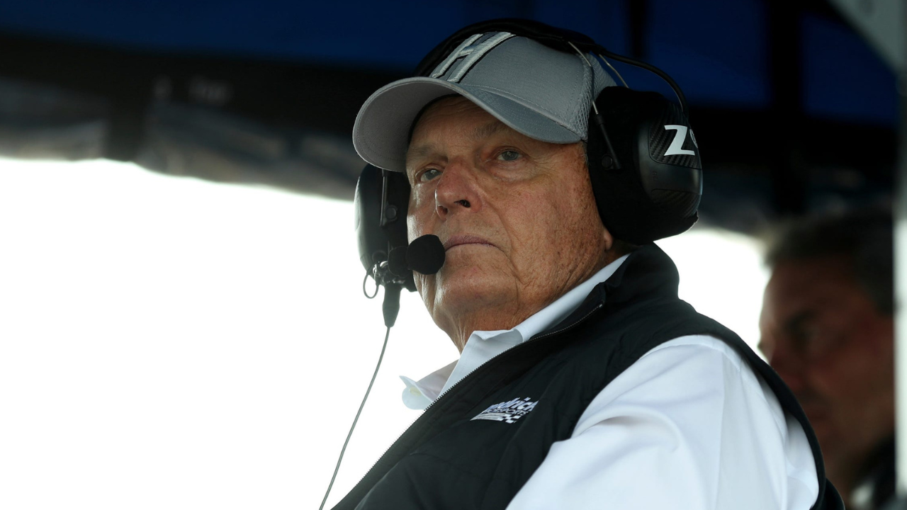 Chase Elliott’s Nudge on William Byron Gave Rick Hendrick Sour Martinsville Flashbacks