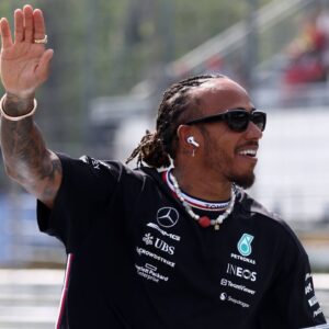 Despite Contract Extension, Long term Lewis Hamilton-Mercedes Dream Could Be Snatched Away by This 17 YO With Toto Wolff’s Seal of Approval