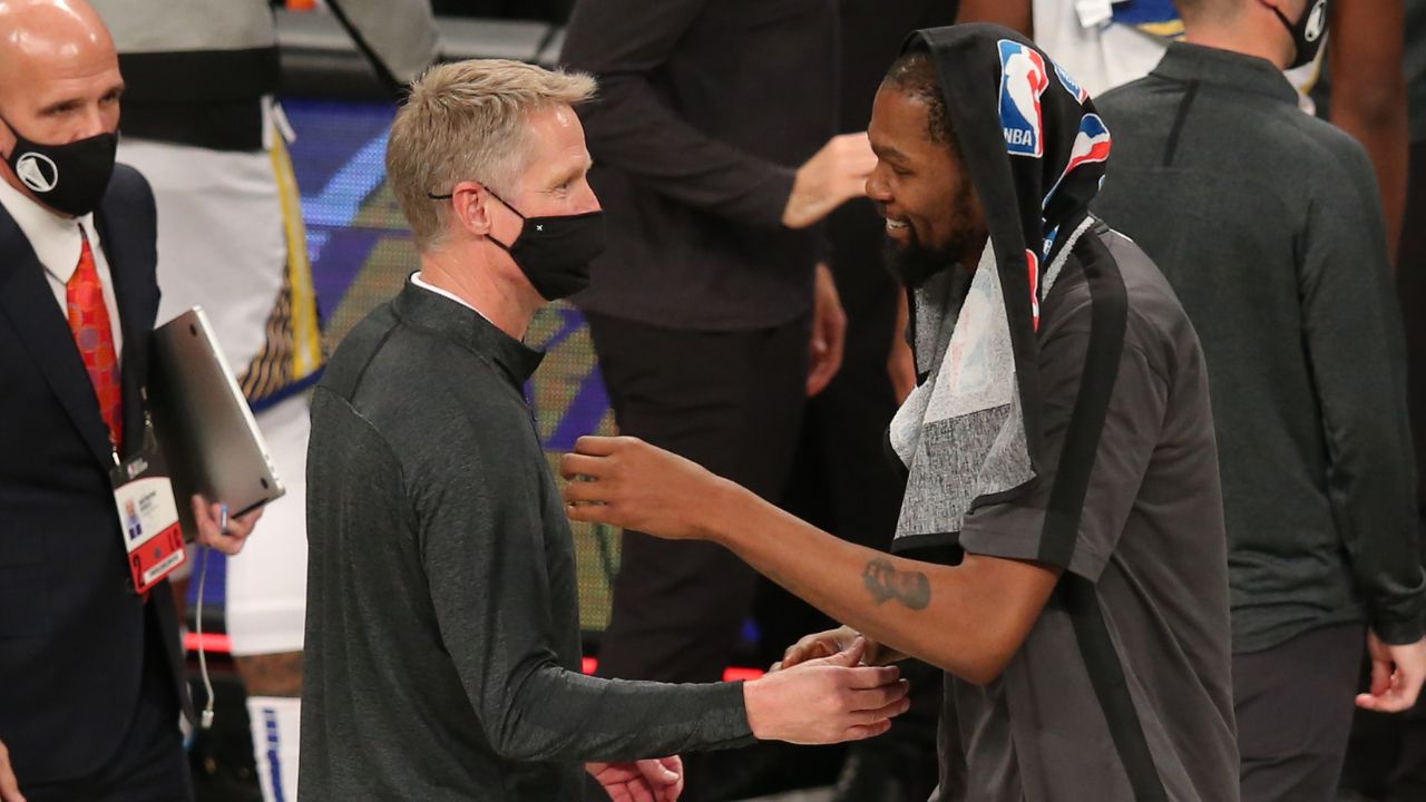 “Kevin Durant Deserves the Ovation!”: 50 Months Since $164,000,000 Sign and Trade, Warriors’ Steve Kerr ‘Excitedly’ Awaits Slim Reaper’s First Sold-Out Chase Center Game