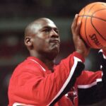 "Give Me The F**king Ball": Michael Jordan, Seconds Before Burying The '89 Cavs, Took His Anger Out On His Coach's Clipboard