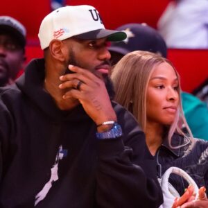 13 Days Before LeBron James Expressed His Love Over $70 Game, Savannah Revealed How He 'Avoids' Skincare With Her For Football