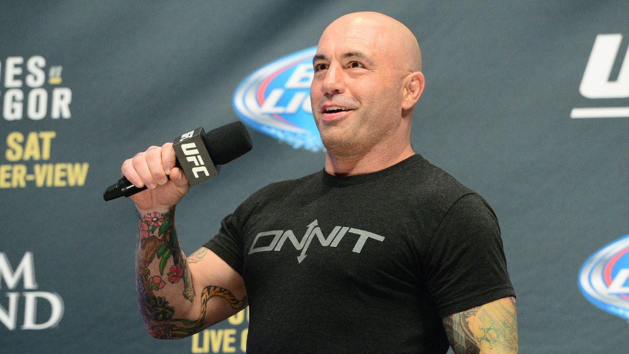 Flagrant’s Akaash Singh Reveals How Joe Rogan Won Him Over with a Generous Gesture