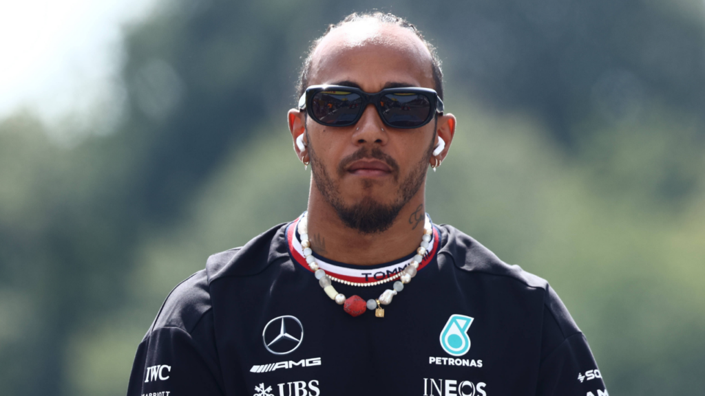 Lewis Hamilton Blamed for Nyck de Vries, Logan Sargeant’s Plight